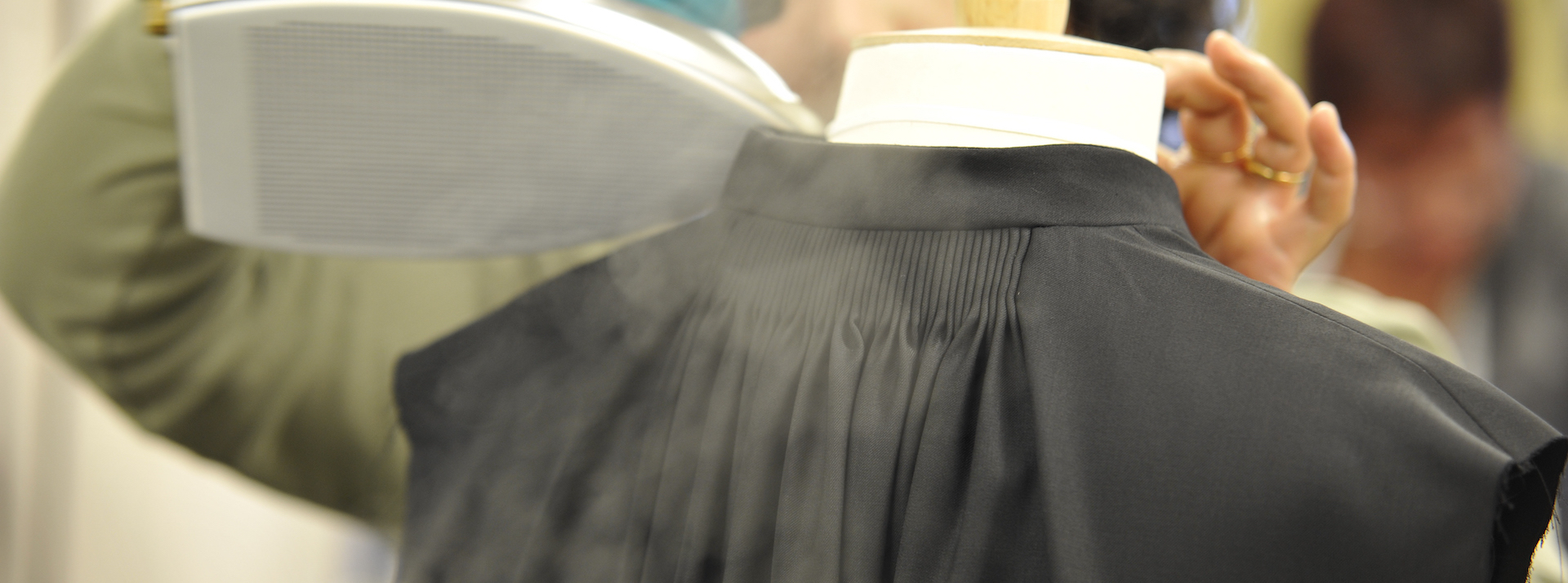 Entretenir, retoucher, modifier votre robe